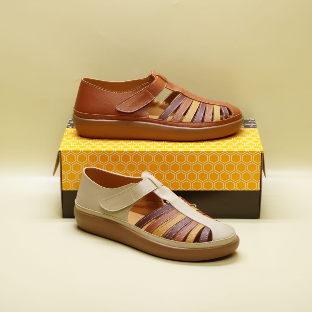 BEE GIRLS XCC-2091 Sepatu Pansus Wanita