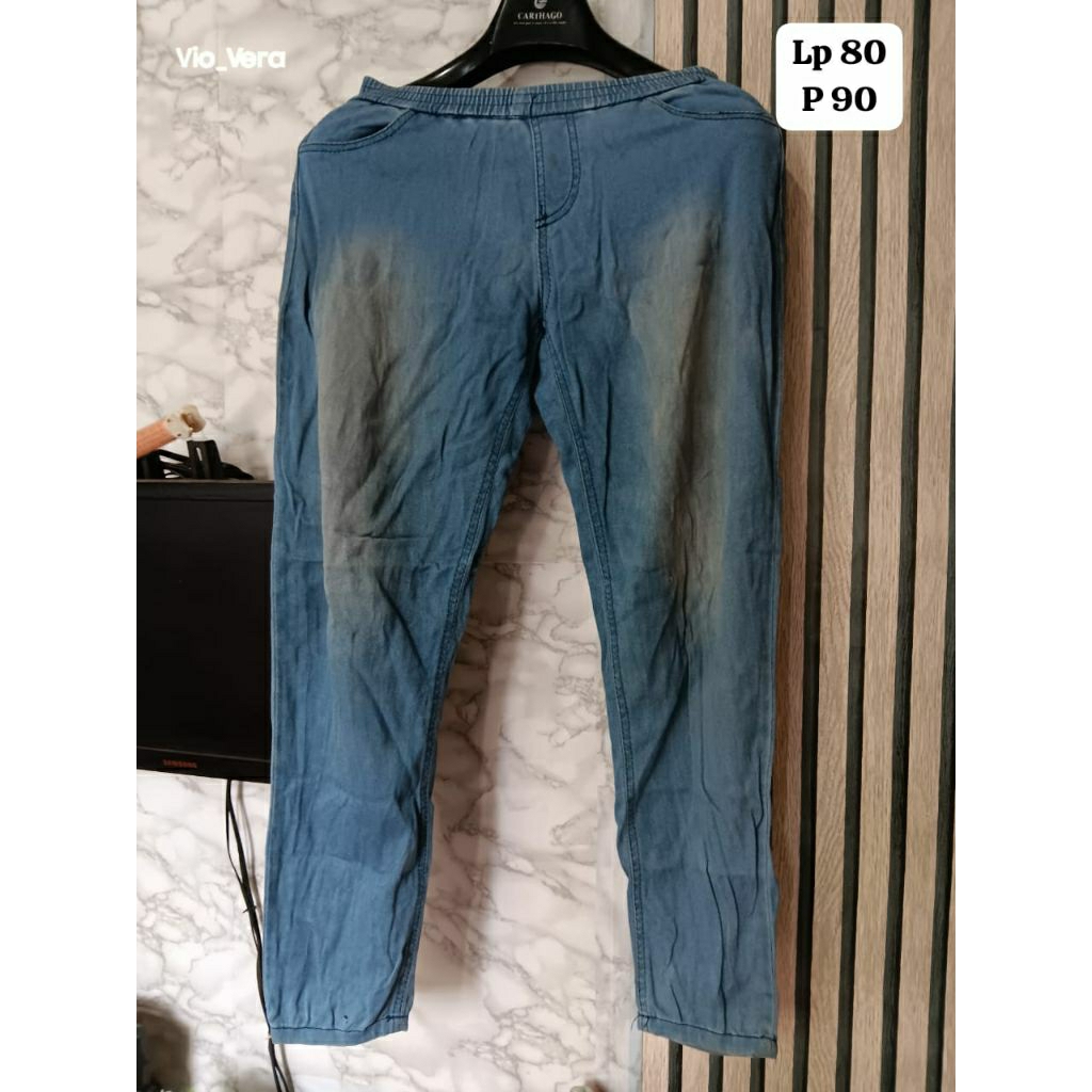 celana jogger preloved