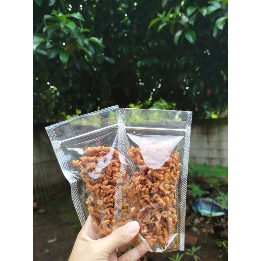 

Makroni Ulir 250gr