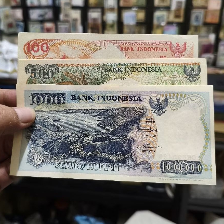 Koleksi Set 3 Lembar Uang Kertas Kuno Indonesia 100-500-1000