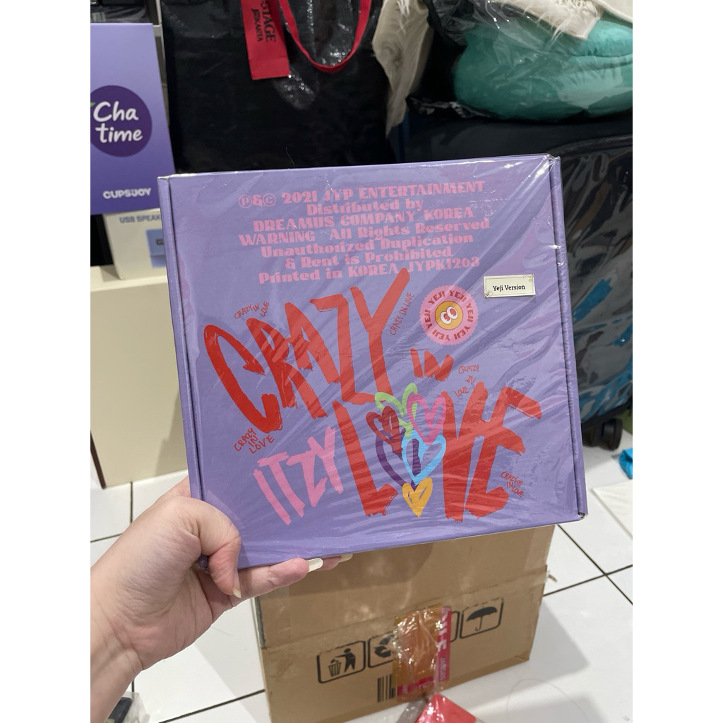 ITZY Crazy in Love (Yeji ver) ALBUM ONLY
