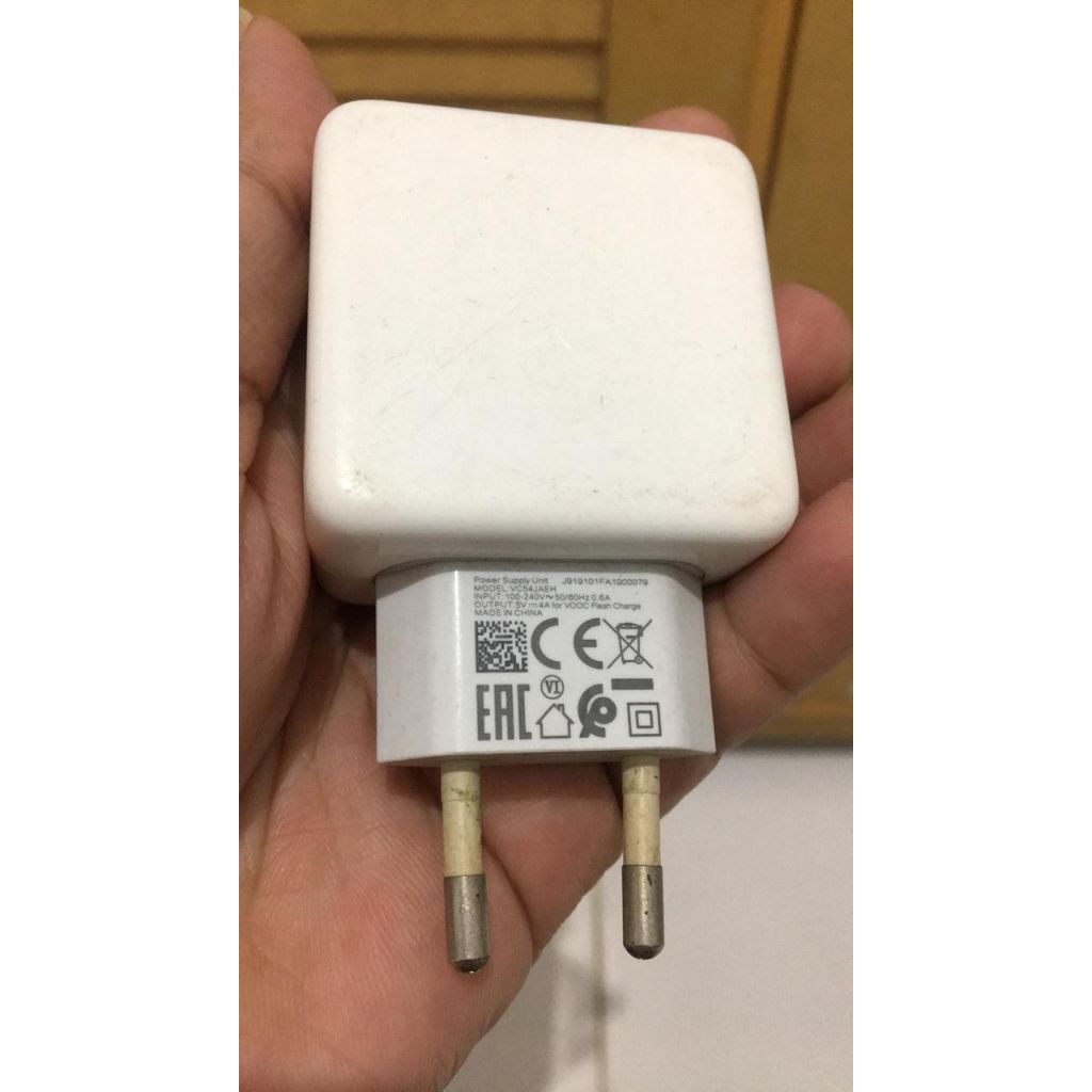 kepala charger oppo f11