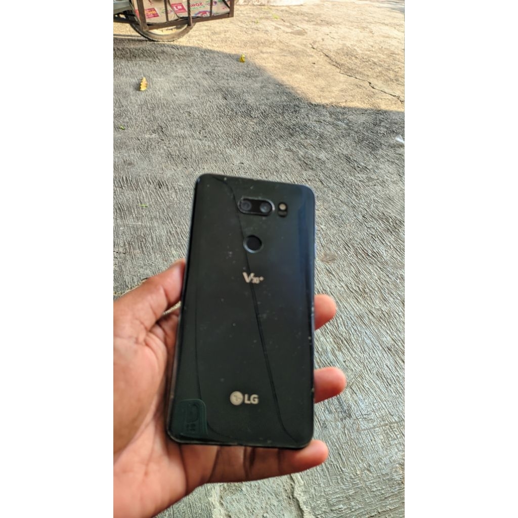 lg v30 think minus lcd