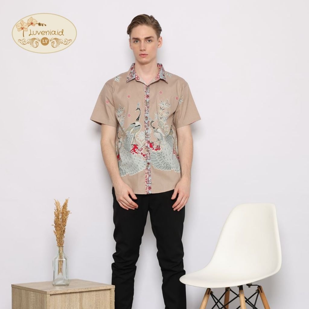 Kemeja Batik Pria 113 BBB Coklat Susu / Batik Modern / Batik Couple / Batik Jumbo / Kemeja Batik