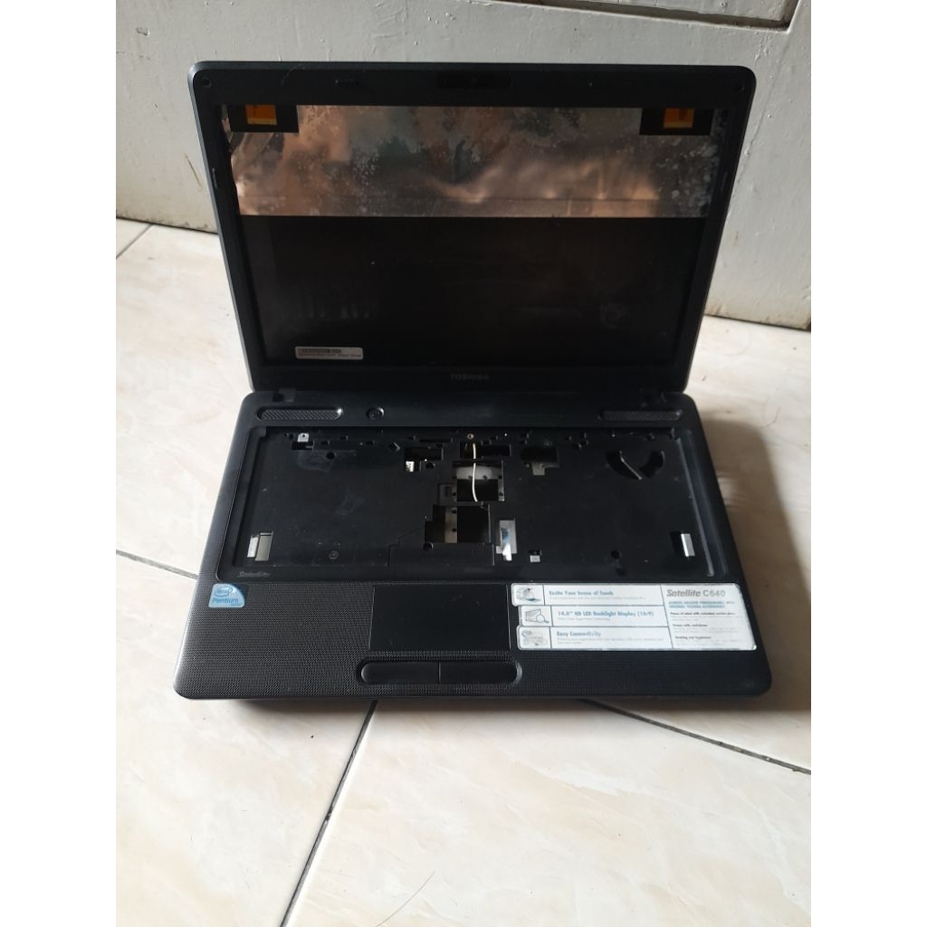 CASING LAPTOP TOSHIBA C600 C640 FULL SET ENGSEL