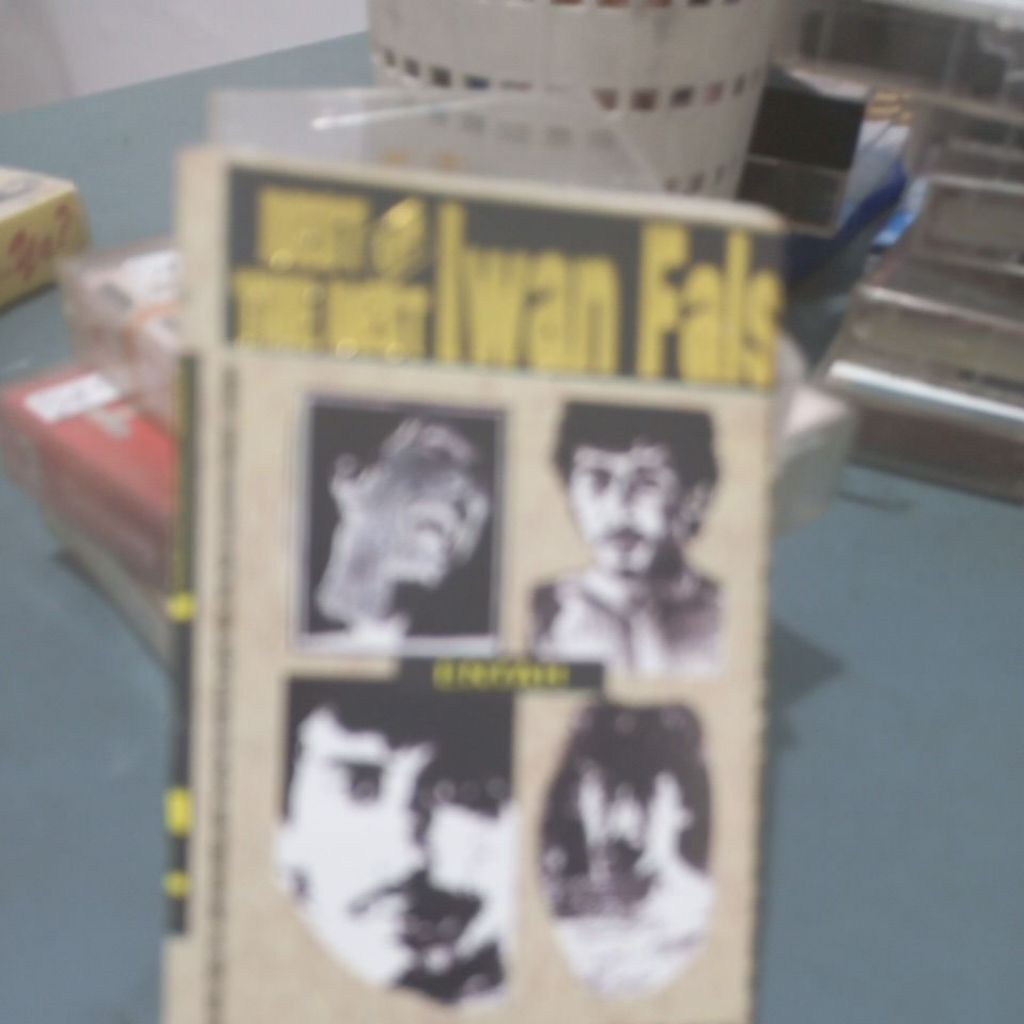 kaset pita iwan fals best of the best