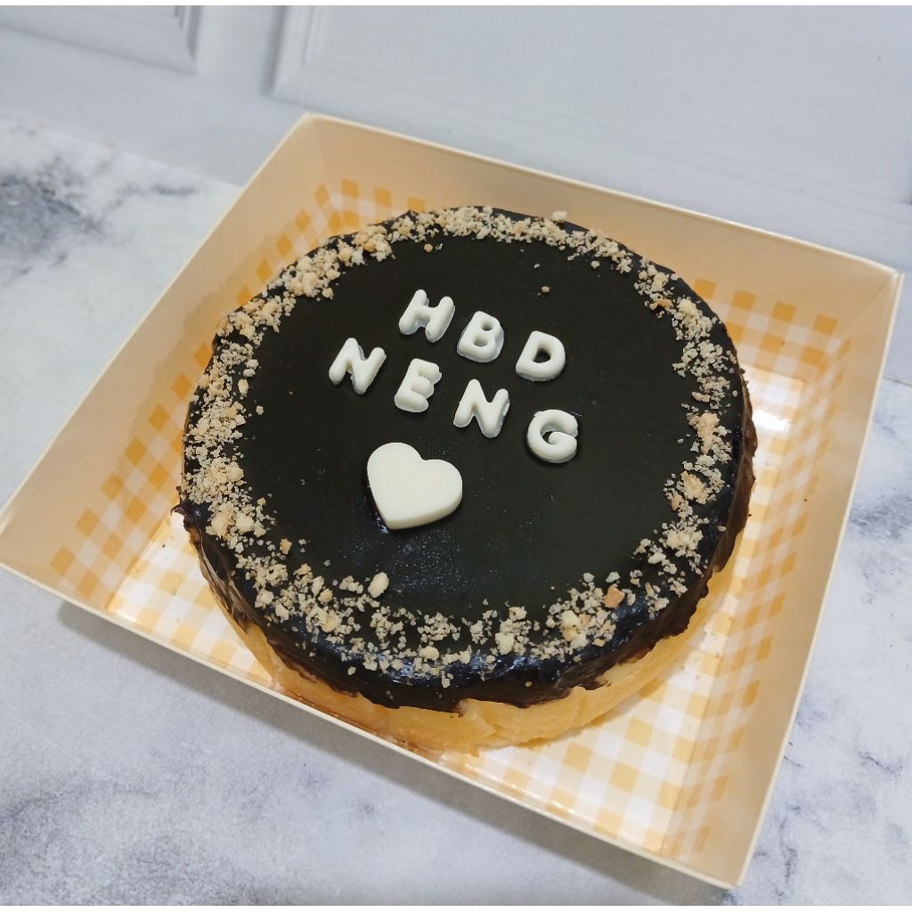 

Brunt Cheese Birthday Cake