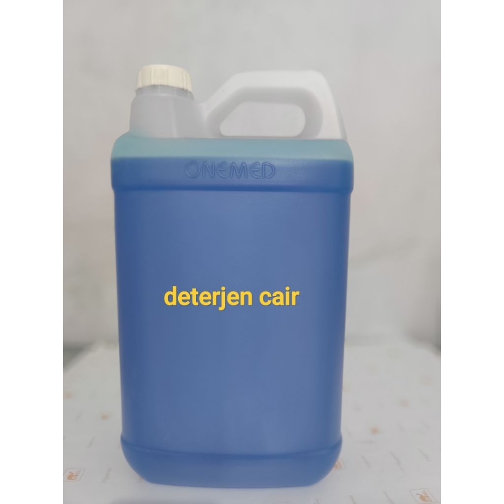 DETETJEN CAIR CUCI BAJU