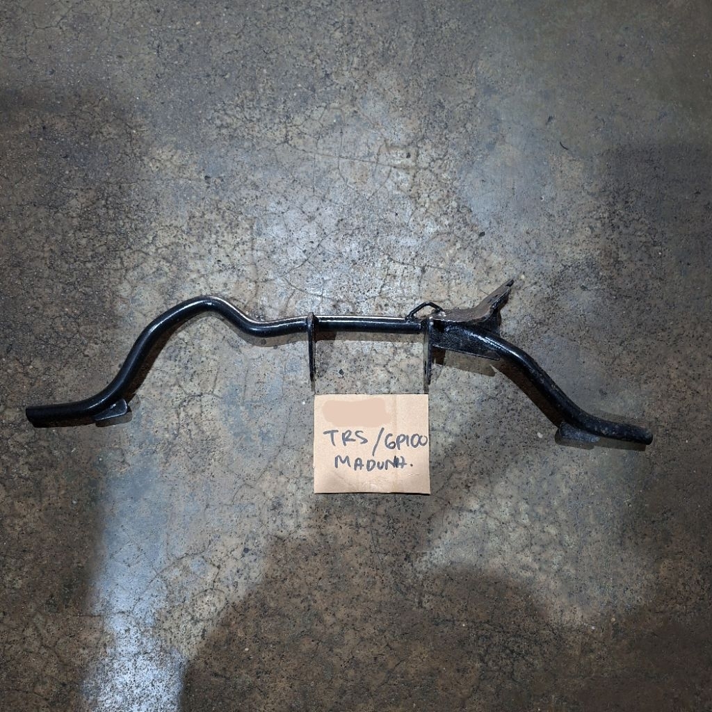 Besi Barstep Bastep Besi Pemijak depan GP100 TRS Maduna