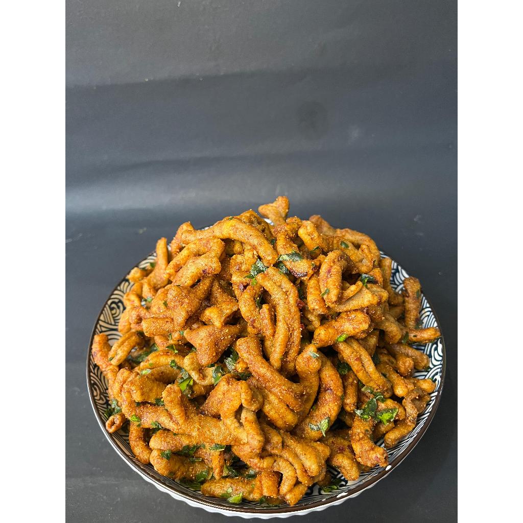 

Ygshop17 Usus Crispy Daun Daun Jeruk / Keripik Usus Crispy Pedas Gurih Bumbu Khas Tasikmalaya