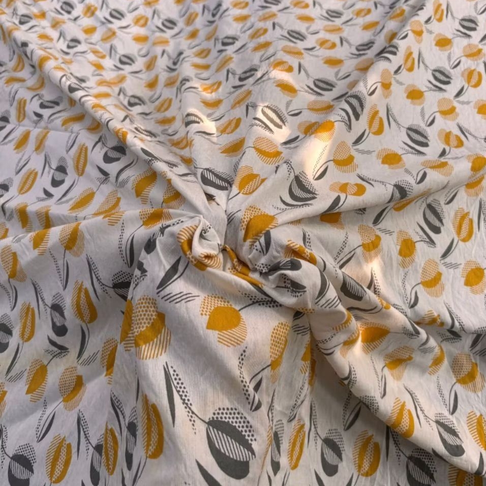 Kain Katun Motif Tulip Abstrak – Kombinasi Kuning & Hitam ½