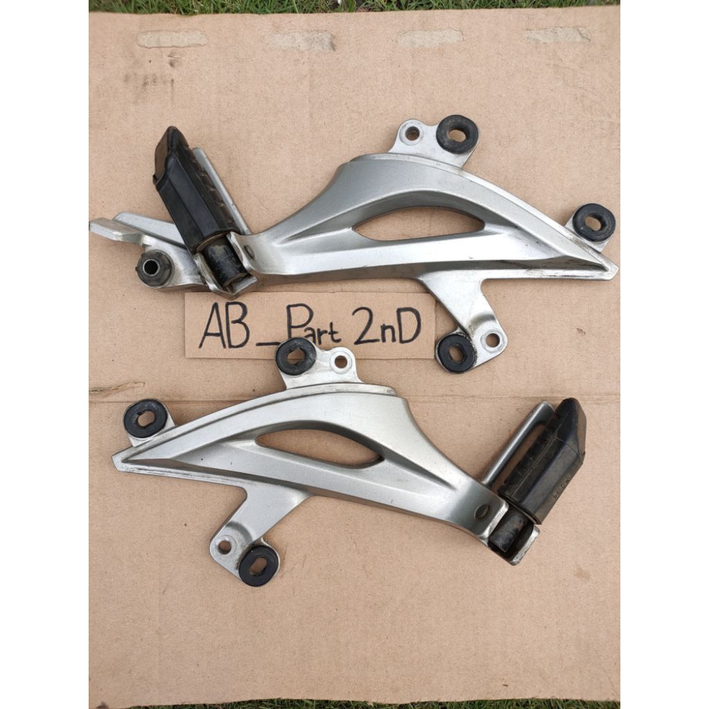 footstep belakang supra x helm in KYZ/footstep belakang honda supra x 125 helm original