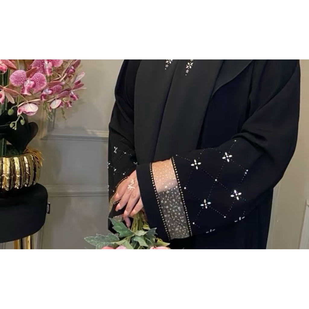 MLKU Payet Press Mote Tempel SWAROVSKI