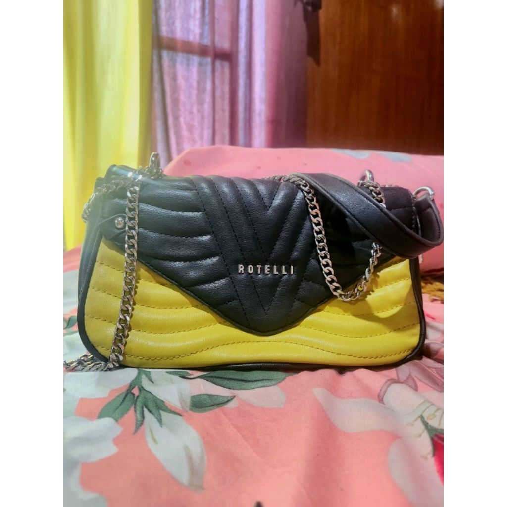 Tas Rotelli Preloved
