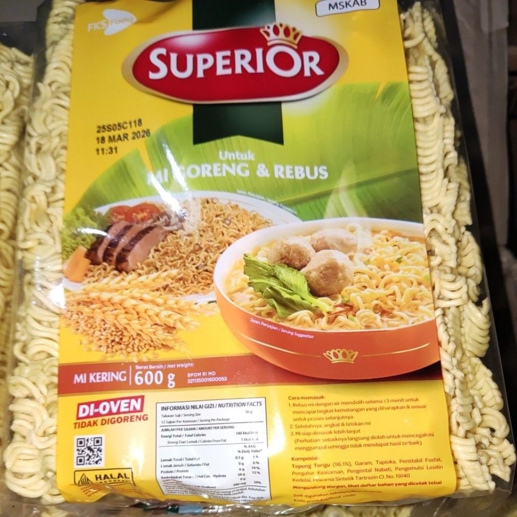 

Mie kering superior isi 12 biji