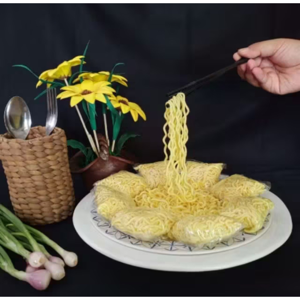 

Mie Kuning