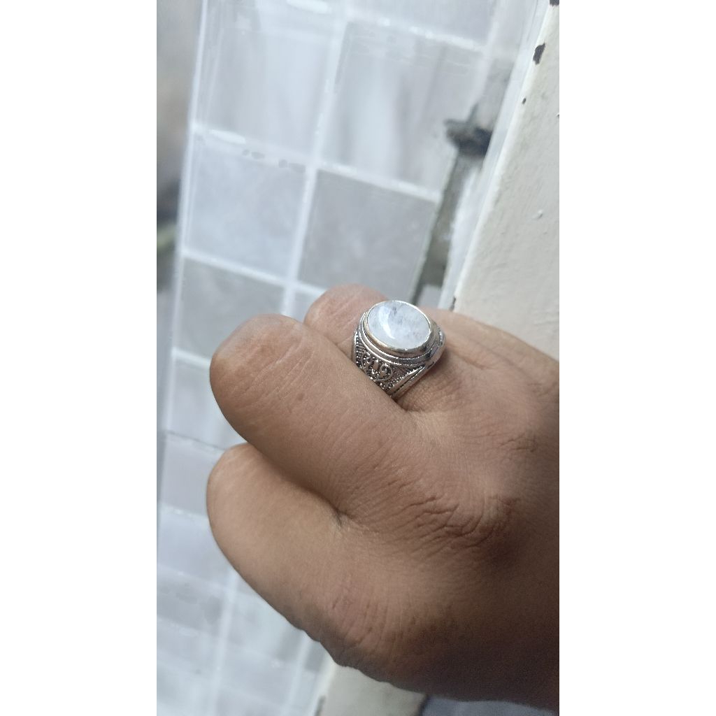 Biduri bulan air laut