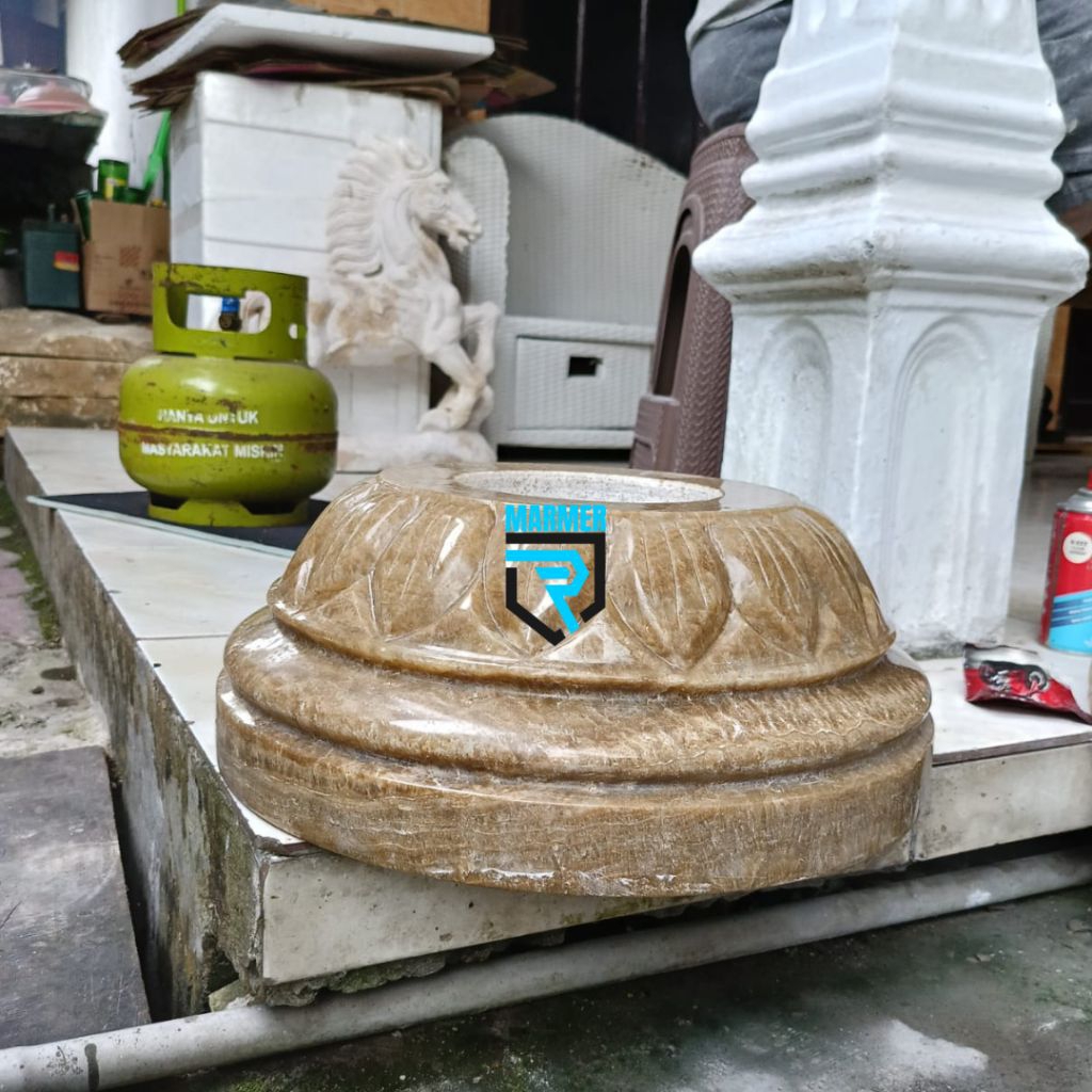 Umpak Soko Tiang Batu Alam Onyx Coklat Model Ukiran Bunga finishing glossy