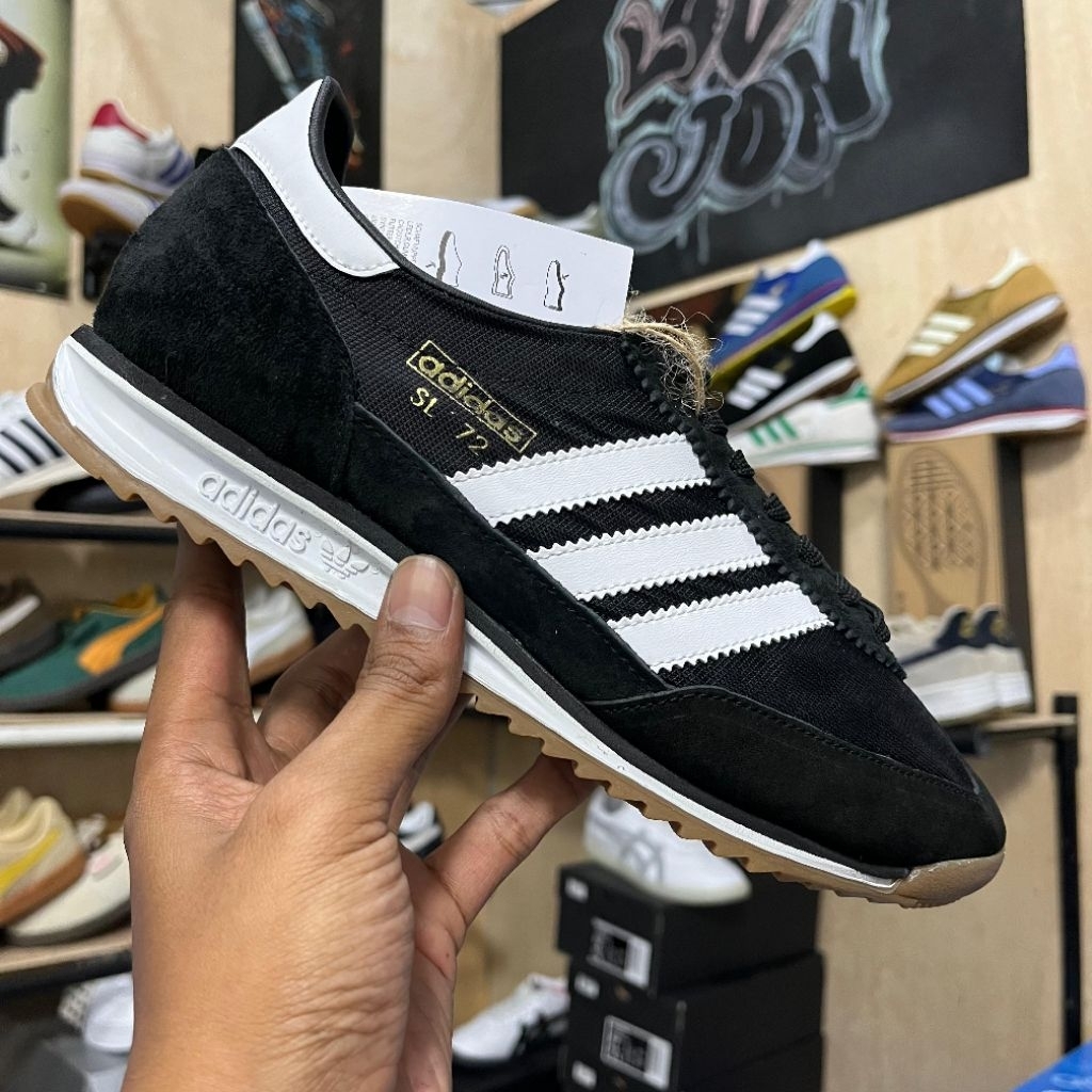 ADIDAS SL72 BLACK LIST WHITE BNIB