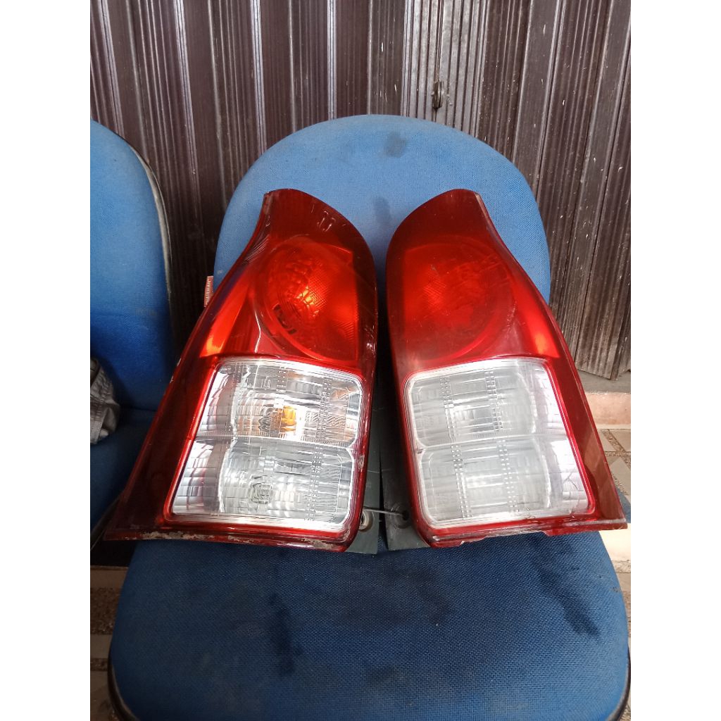 Stoplamp Avanza 2012-2015