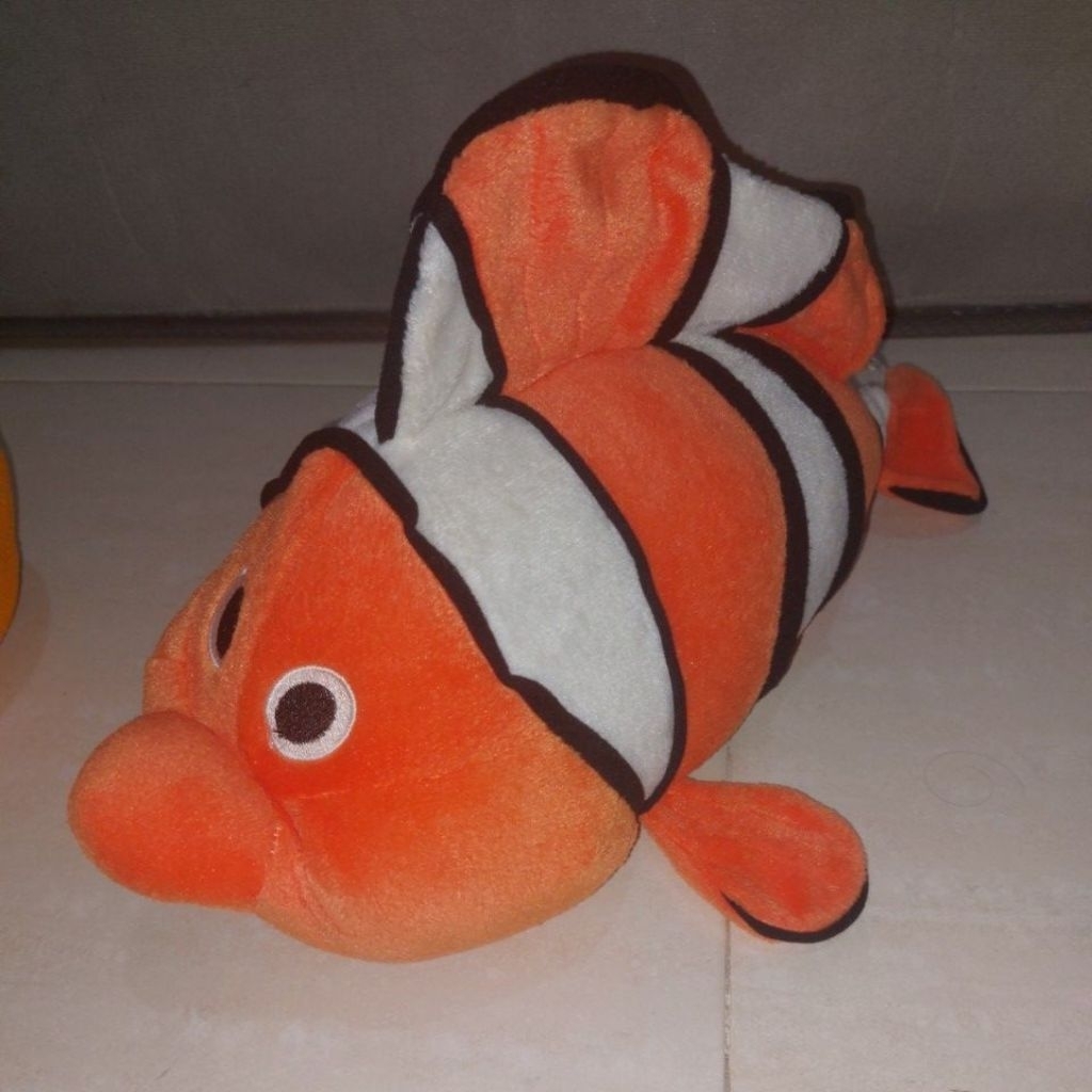 preloved boneka nemo