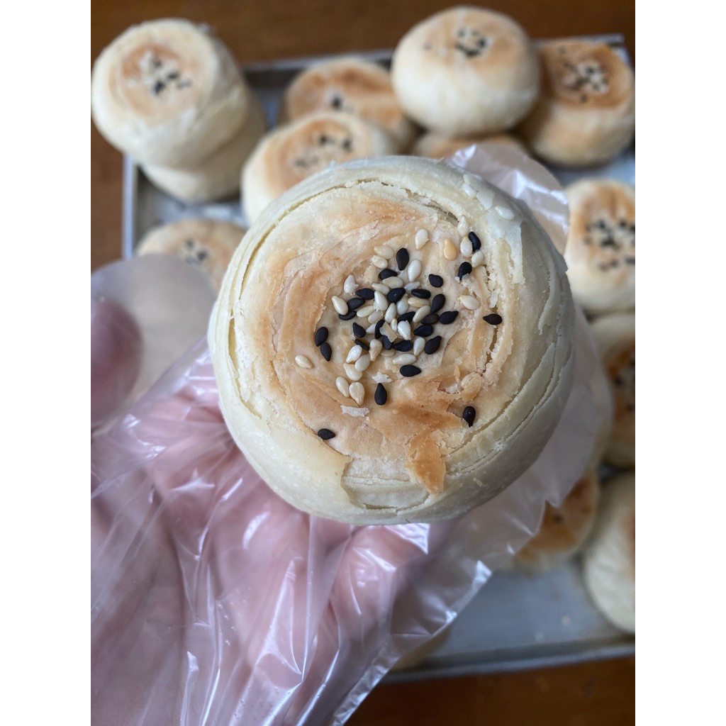

Bakpia kacang hijau kupas / homemade / halal
