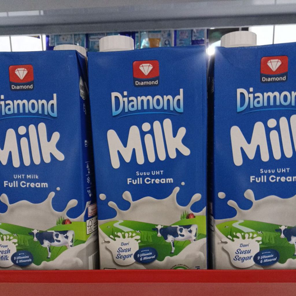 

Susu diamond fullcream 1liter