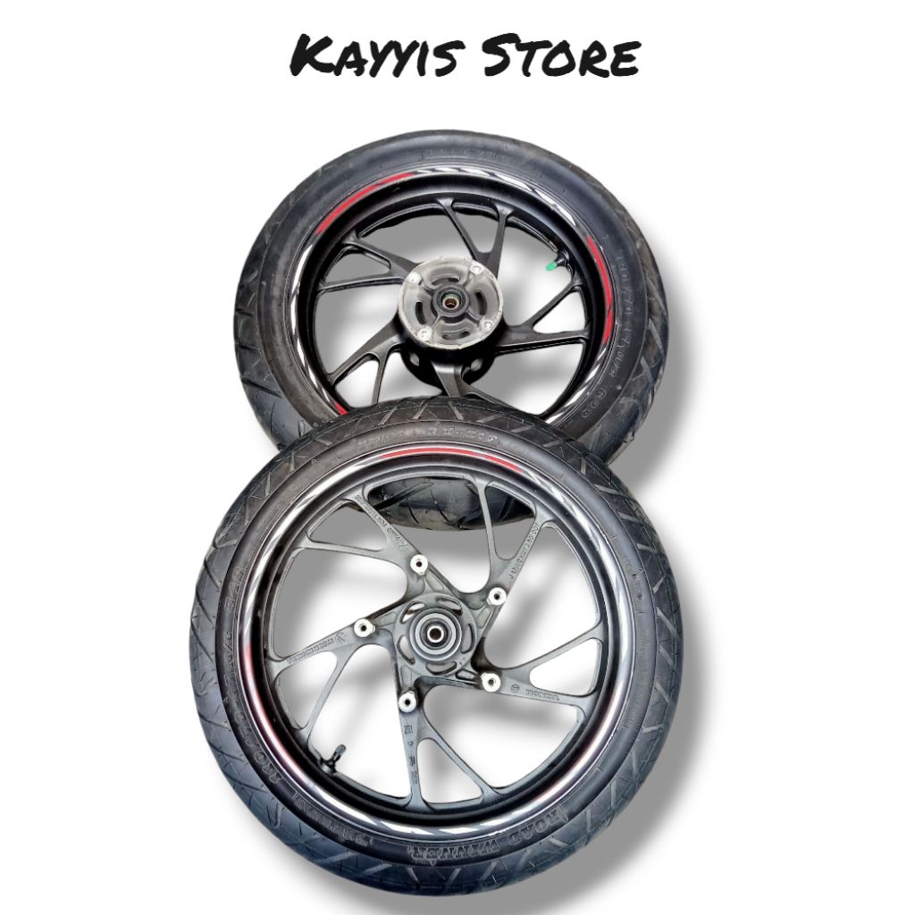 Velg CBR 150R Original Set ban bekas copotan Motor Kelengkapan:
Velg set new CB 150R Facelift ORI