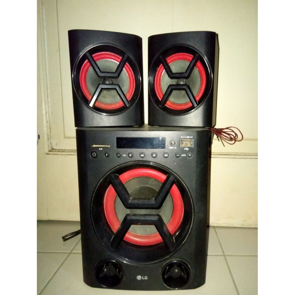 Speaker Multimedia LG XBOOM LK72B