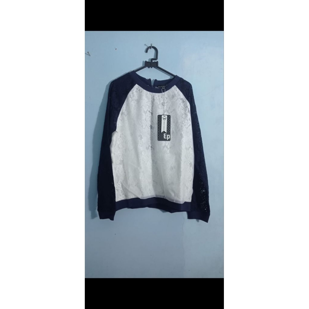 Blouse brukat korea