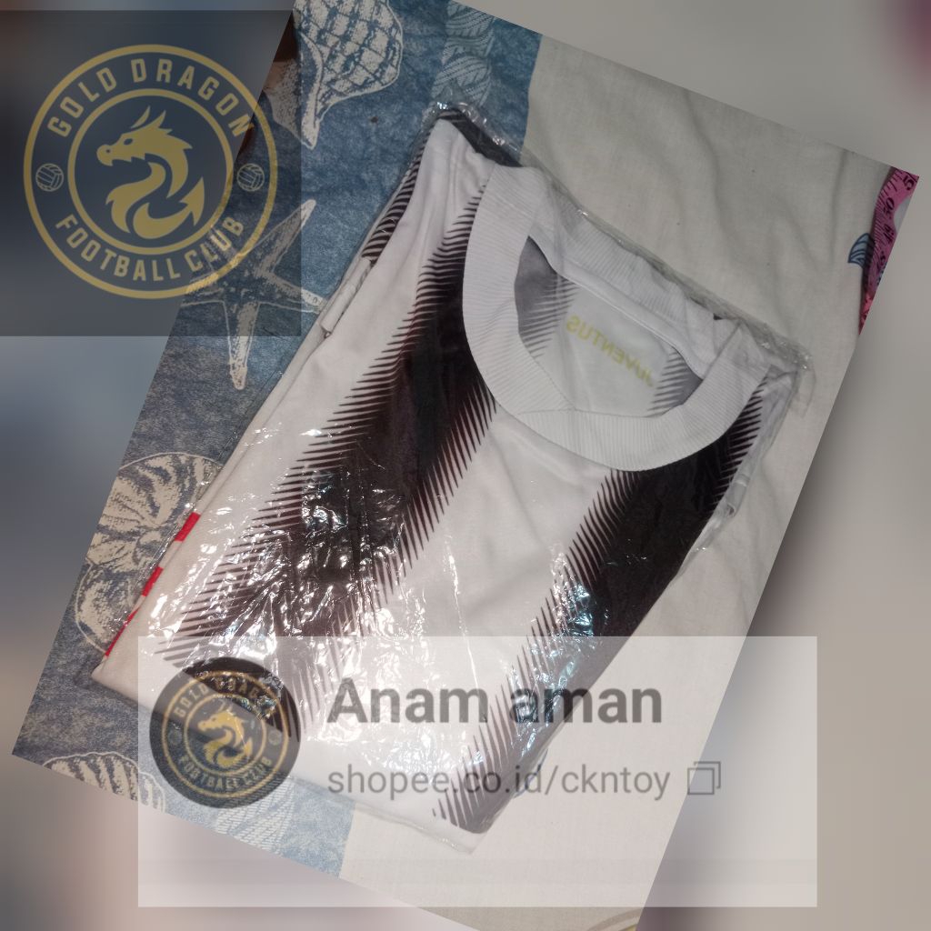 jersey second Juventus retro printing ukuran L lokal ada minus 10 sampai 9 intinya produk intinya pr