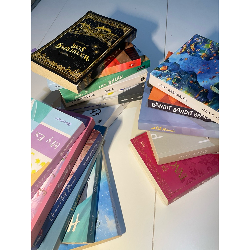 preloved novel murah tereliye, fanfiction, au, buku klasik, terjemahan, laut bercerita, di tanah lad