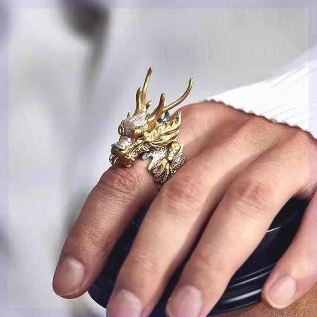 Cincin Kaisar Naga Emas