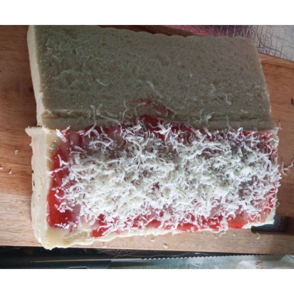

roti bakar strawberry