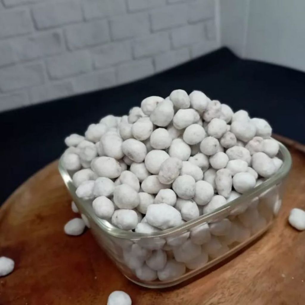 

Kacang Atom / Sukro putih gurih isi 250 gram