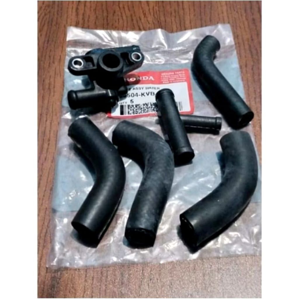 selang  radiator assy vario 110 carbu +termostat +pipa  T termostat