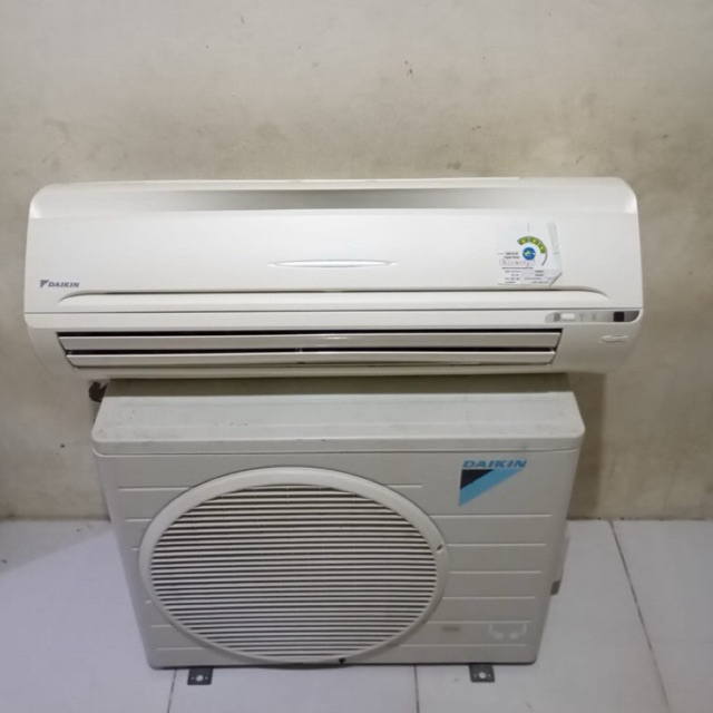 AC SECOND DAIKIN 1,5PK STANDAR THAILAND GRESS UNIT ONLY