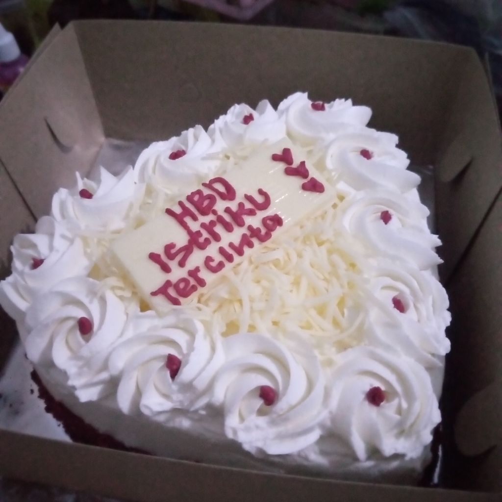 

cake red Velvet UK 16 cm