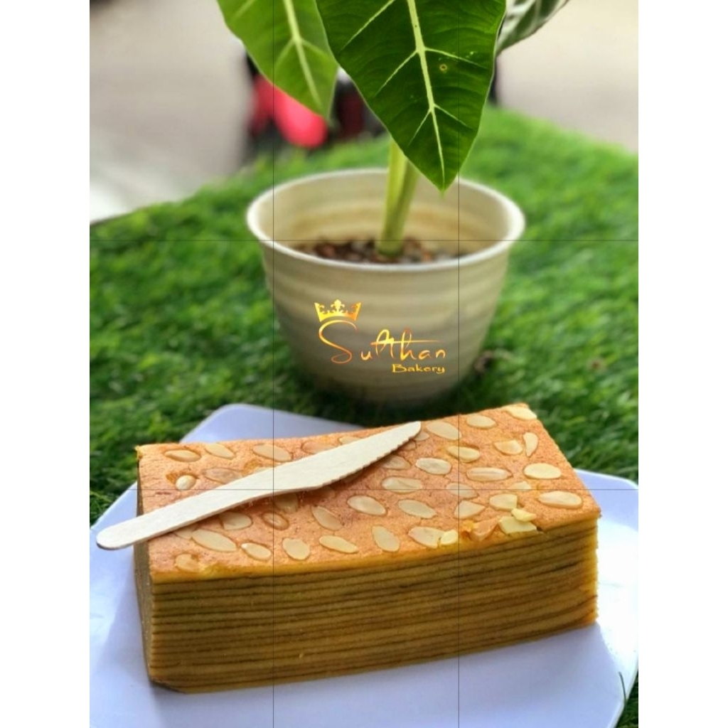 

Lapis Legit Almond (SW) 20 x 10 Cm