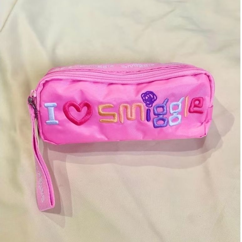 

READY STOCK SMIGGLE oblong pensil case pink original