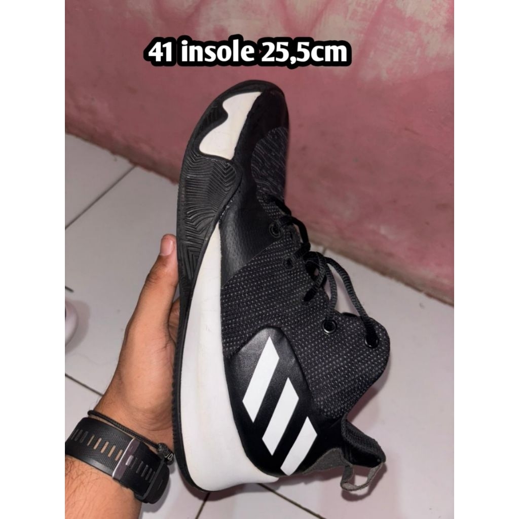 sepatu volly/basket second/bekas