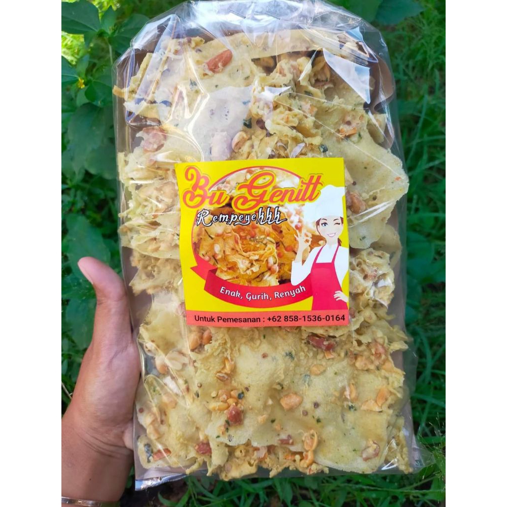 

peyek kacang full.kripik peyek - kripik peyek.BY fani_alya.