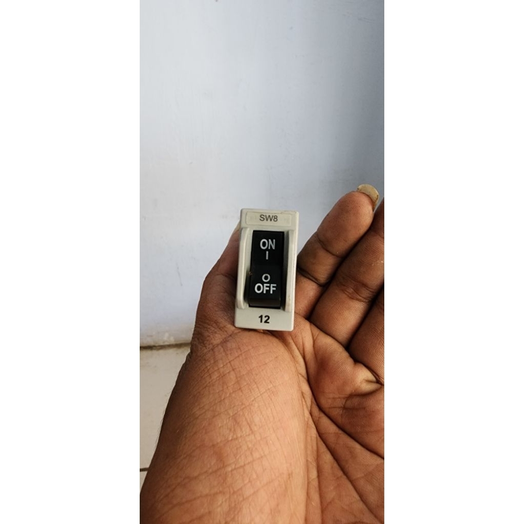 MCB DC 0-80V 16A Saklar + Proteksi