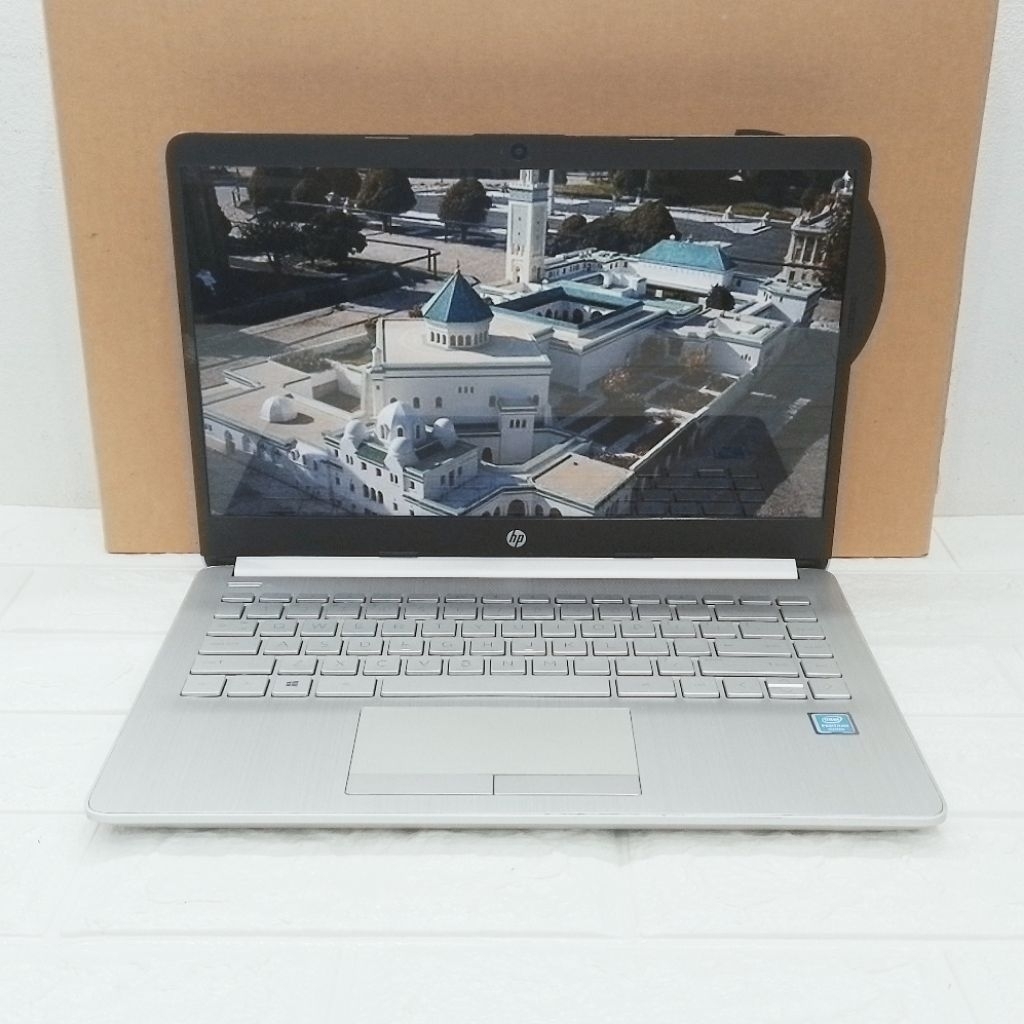 Laptop 2nd Hp 14s-cf Intel pentium silver N5030 RAM 4GB SSD 128GB