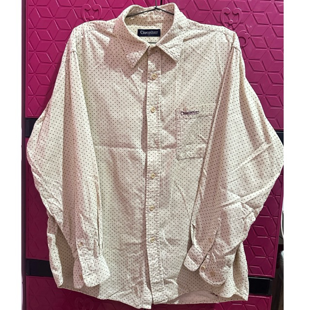kemeja lengan panjang bermotif titik-titik (CHASECULT)