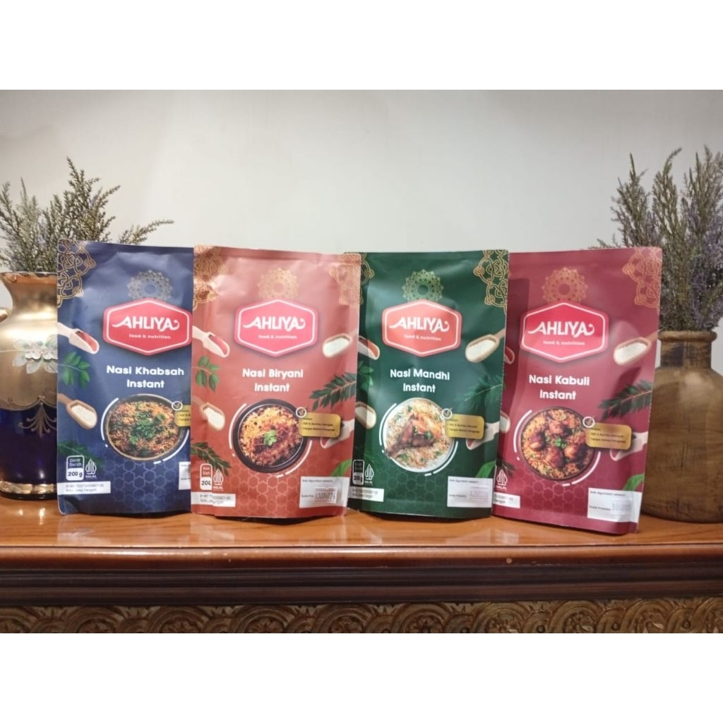 

Paket beras basmati dan bumbu ala timur tengah