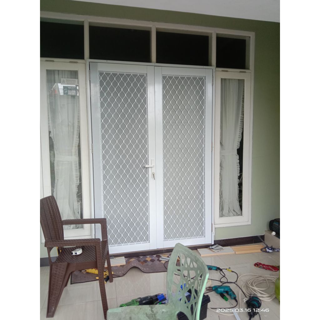 Pintu rang Aluminium anti nyamuk / serangga