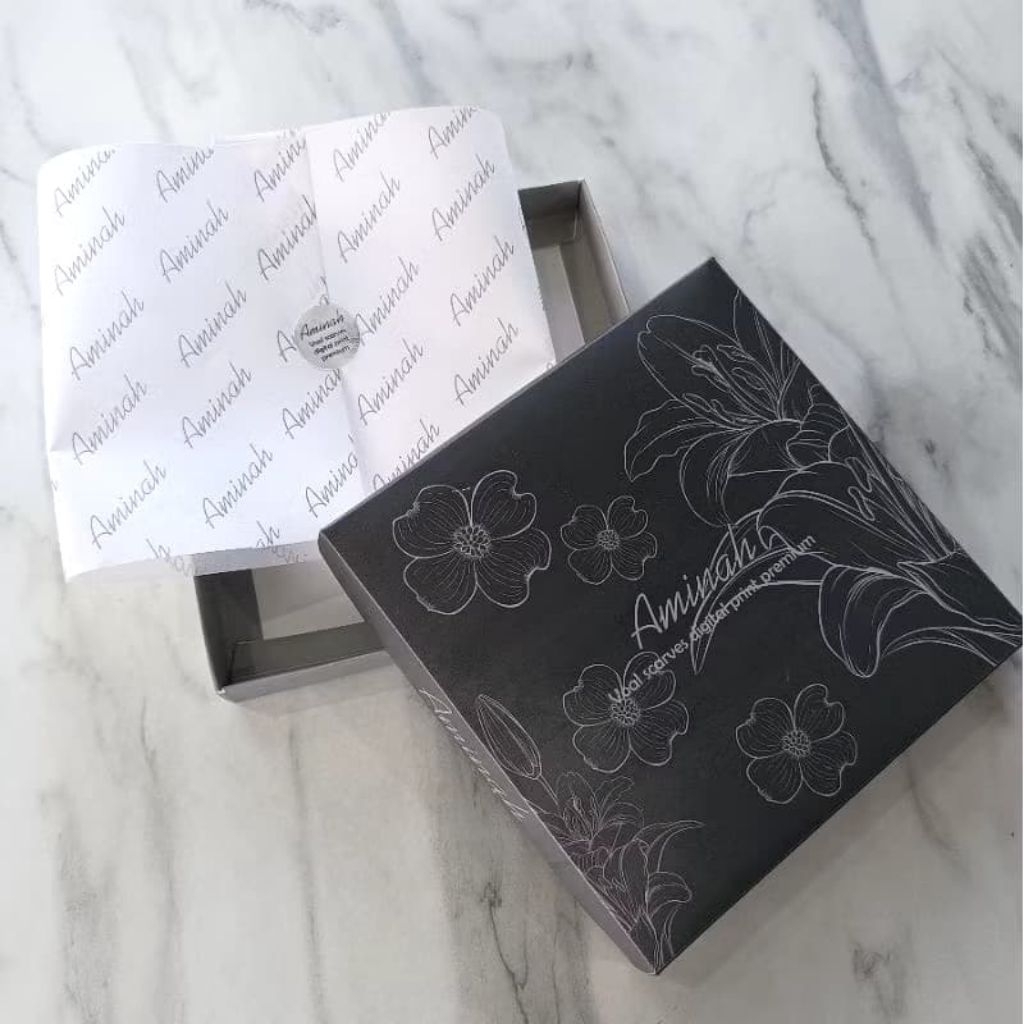 

Box Hampers Hijab/Box Kado Hijab Segiempat Voal Premium