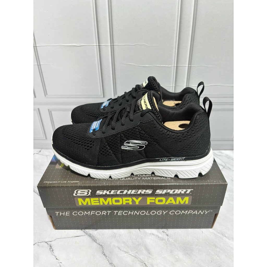 SIZE 41 SKECHERS BURNS 2.0 8790206BKW MEN ORIGINAL HITAM PUTIH