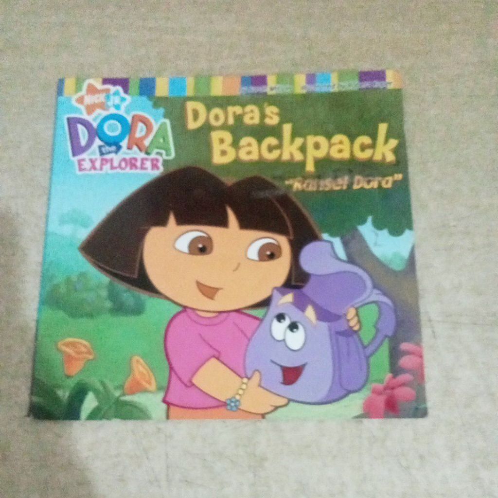 Buku Dora The Explorer Dora's Backpack
